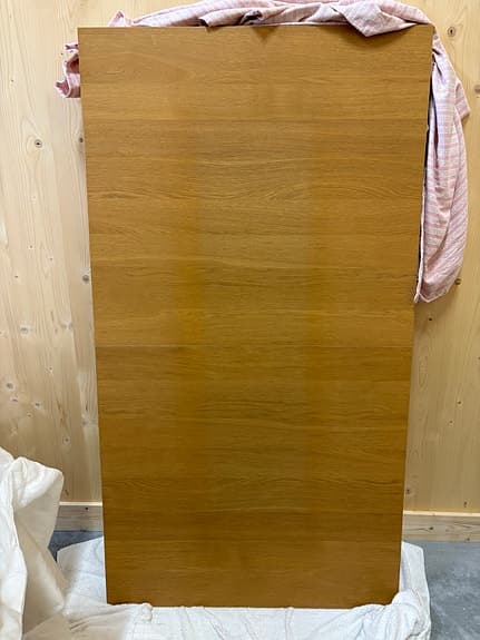 Stabilt mycket fint matbord med 6 stolar i ek