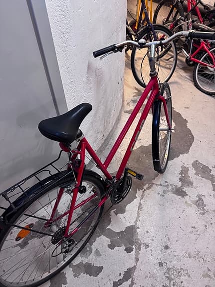 CBS hybridcykel unisex S 28" röd