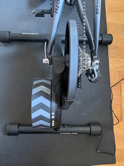 Wahoo Kickr Core cykeltrainer svart