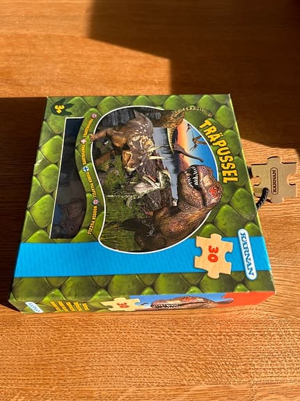 Träpussel dinosaurier 30 bitar