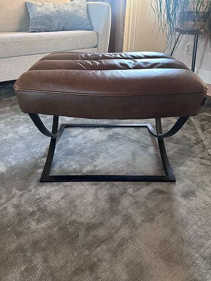 Skinnpall från Artwood