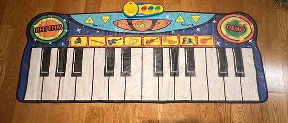 Pianomatta  barn instrument