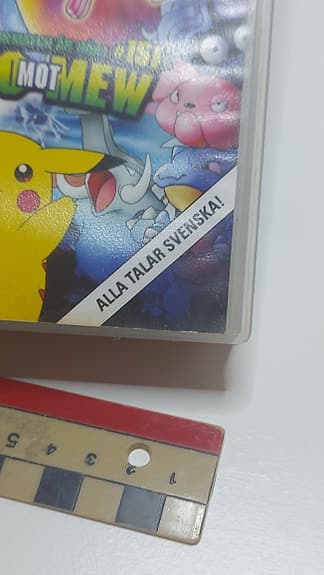 Pokémon VHS Film – Mewtwo mot Mew #151 Svenskt tal – Retro Vintage Samlarobjekt