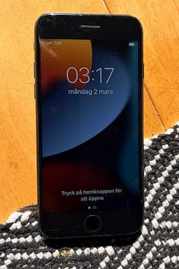 Apple iPhone 7 mobiltelefon 32 GB svart