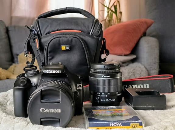 Canon EOS 1100D med vidvinkelobjektiv 10-18mm IS STM och tillbehör