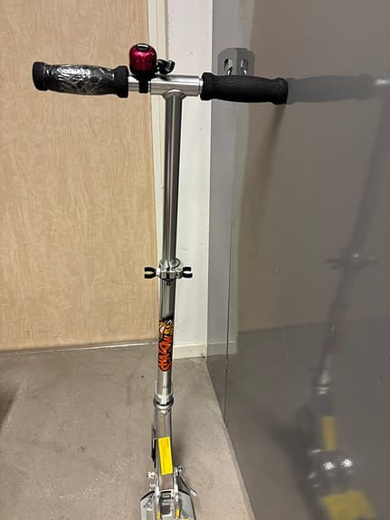 Robust sparkcykel aluminium silver för större barn (ca 6-13 år)