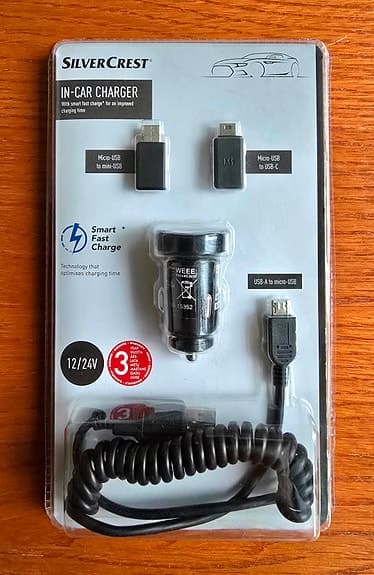 Helt Ny Smart USB Snabbladdare 2,1A För Mobil, Tab, Pc i Bil, + Tillbehör.
