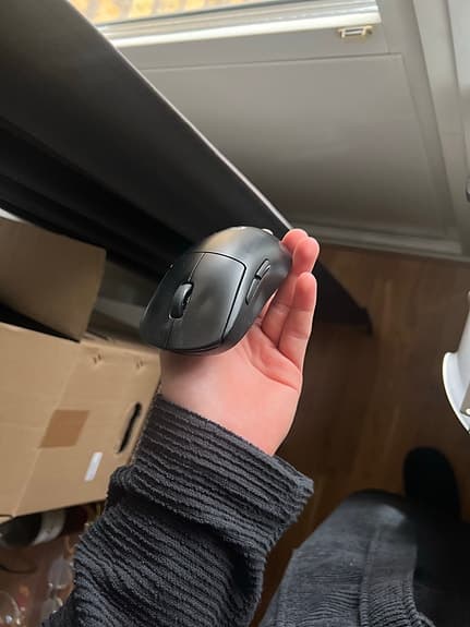 Logitech G Pro gamingmus svart