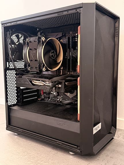 Gaming dator Ryzen 3700X