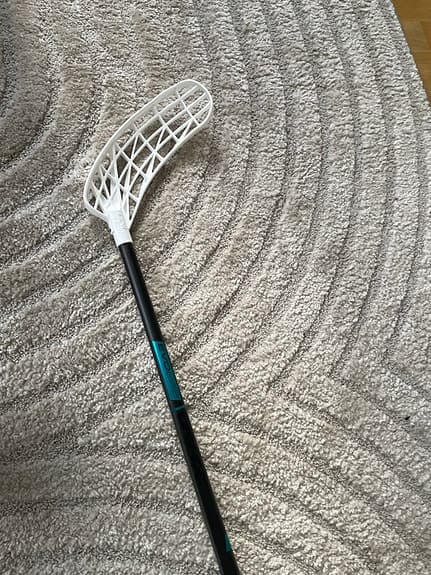 Innebandyklubba vit svart