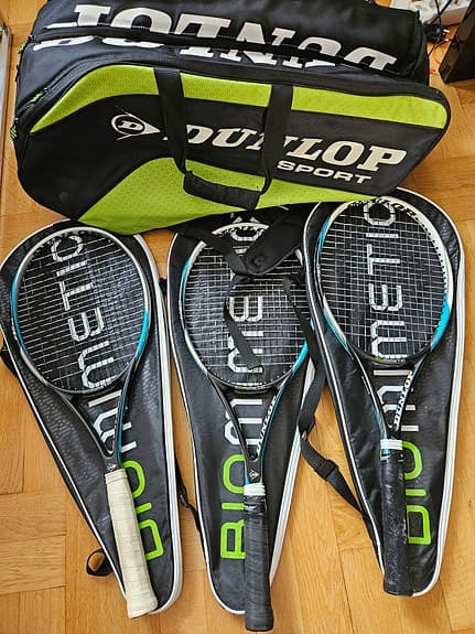 Tennisbag och tennisrack Dunlop
