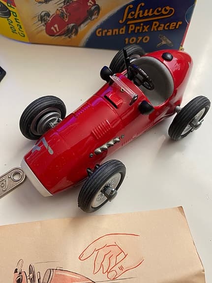 Schuco 1070, Ferrari F1 Grand Prix Racer leksaksbil röd plåt