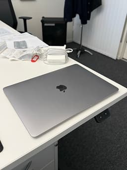 MacBook Air 2020 M1, 8 GB