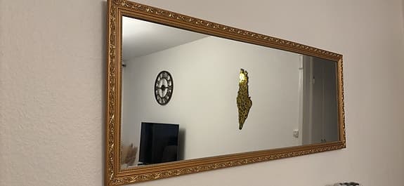 Väggspegel stående eller liggande