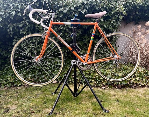 Retroracer Crescent 32323