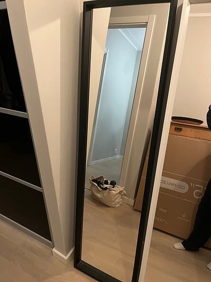 IKEA spegel svart