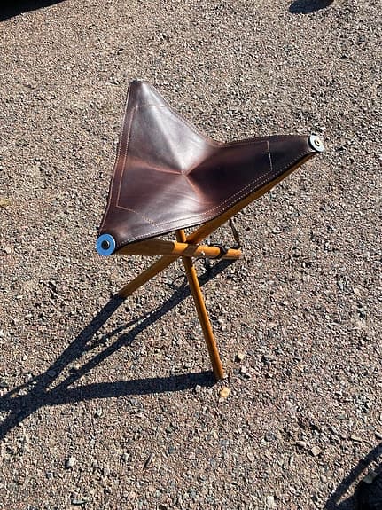 Hopfällbar pall läder brun trä