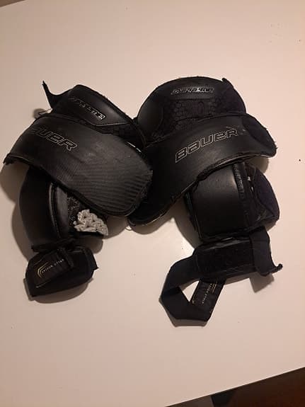 Bauer knäskydd målvakt Bauer