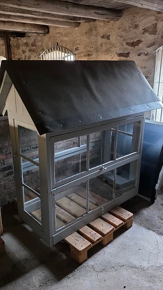 Växthus trä glas mindre modell