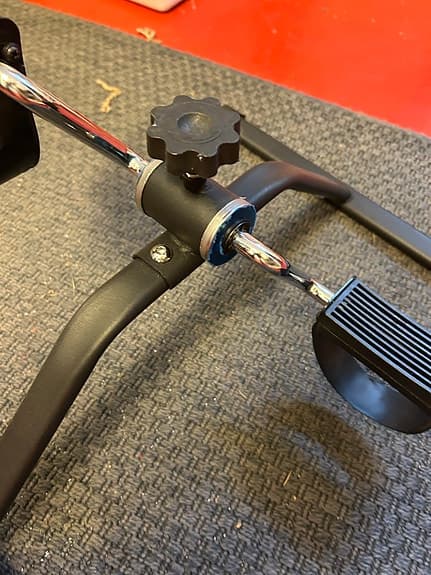 Okänt märke pedaltränare svart