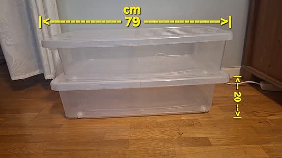 Två förvaringslådor med hjul