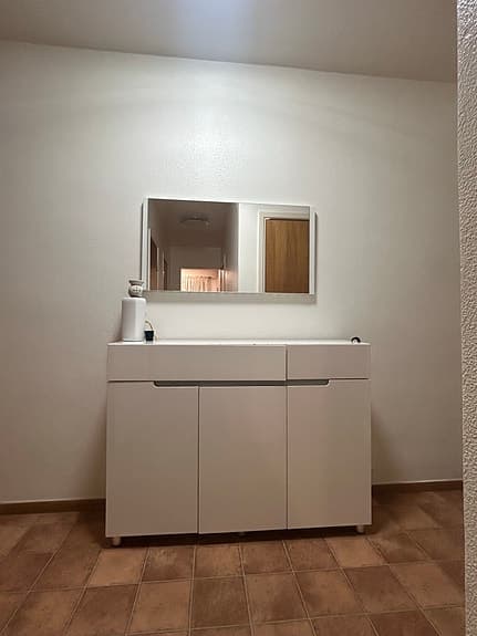 skåp med spegel vit