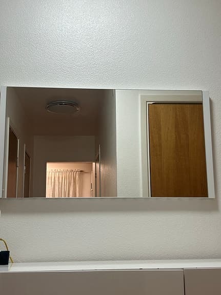 skåp med spegel vit