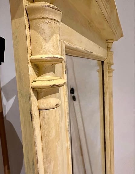 Antik spegel i trä 1,70 x 0,70m i gul