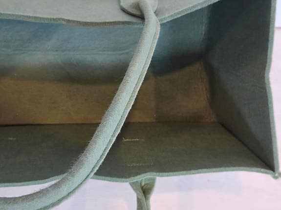 Grön filtkorg med handtag