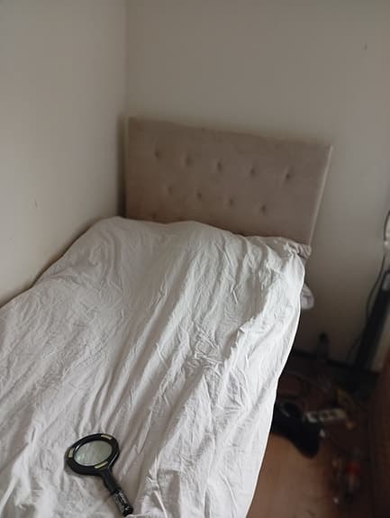 Mio sänggavel beige tyg
