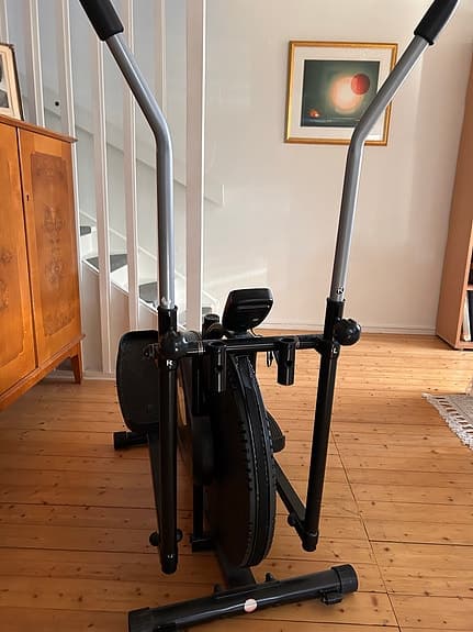 Träningsmaskin crosstrainer svart