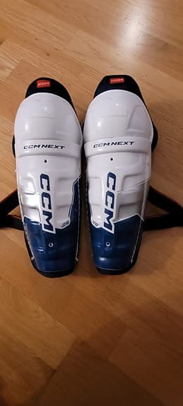 Benskydd ishockey- barn