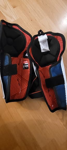 Benskydd ishockey- barn