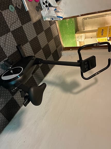 Titan Life motionscykel svart