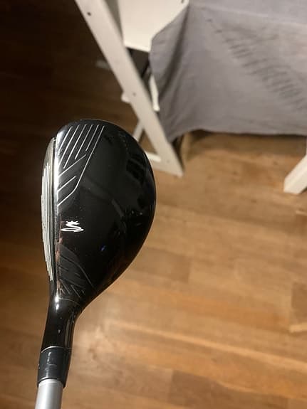 Cobra King F8 one length, hybrid 3 , 19 graders loft