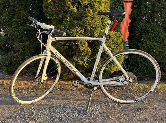 Crescent Yotta, 28”