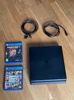 Sony Playstation 4 spelkonsol svart