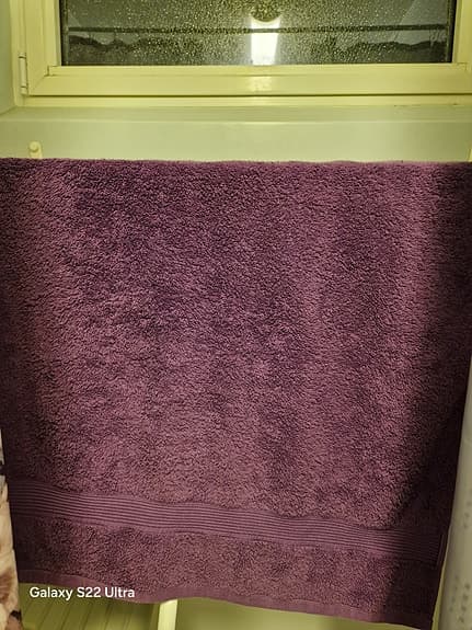 två badhanddukar och 3 handukar