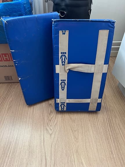 2 st mitsar för boxnings träning