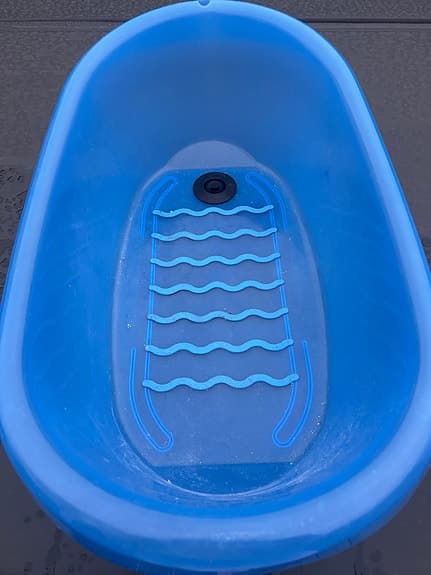 Badbalja blå plast