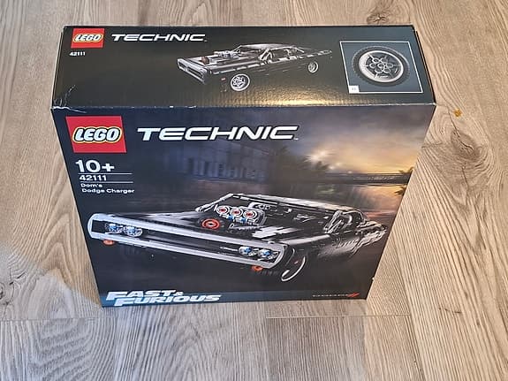 LEGO Technic 42111 Dom's Dodge Charger