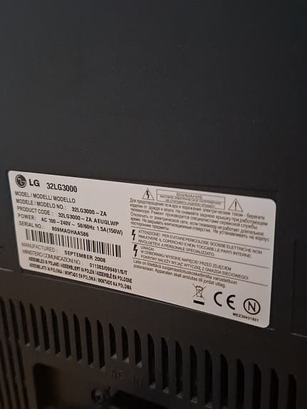 LG TV 32tum