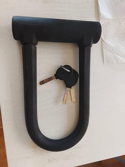 Cykellås bygellås med vajer svart