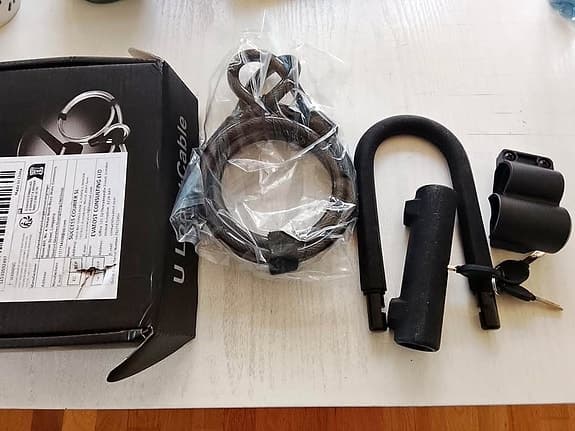 Cykellås bygellås med vajer svart