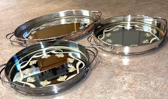 Monica Backström design, spegel brickor för GENSE.