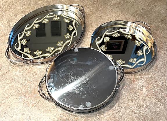 Monica Backström design, spegel brickor för GENSE.