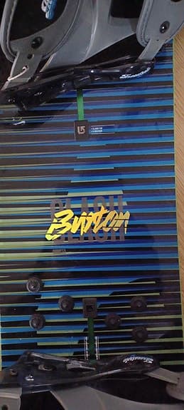 Burton Blunt snowboard med bindningar blå grön