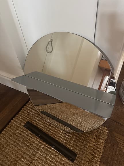 Asplund Otto spegel med hylla rund