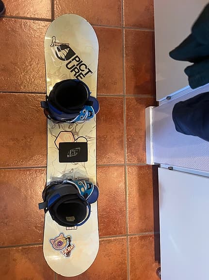 Snowboard 118 cm med Burton bindningar