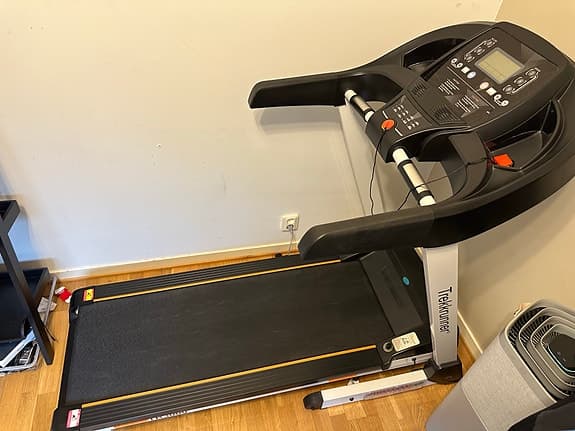 TR3000 löpband med digital display